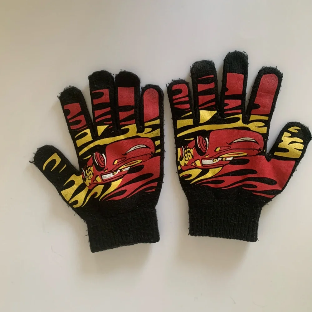 Disney Pixar Cars Knit Youth Gloves Black Red Yellow Boys